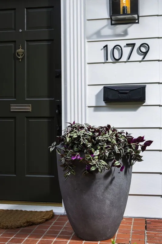 Top Pick Roan Planter 24"x 29.25" By Accent Decor