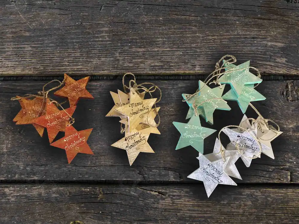 Free Returns Christmas Star Ornament- String of 5- Silver/Green/Golden/Red